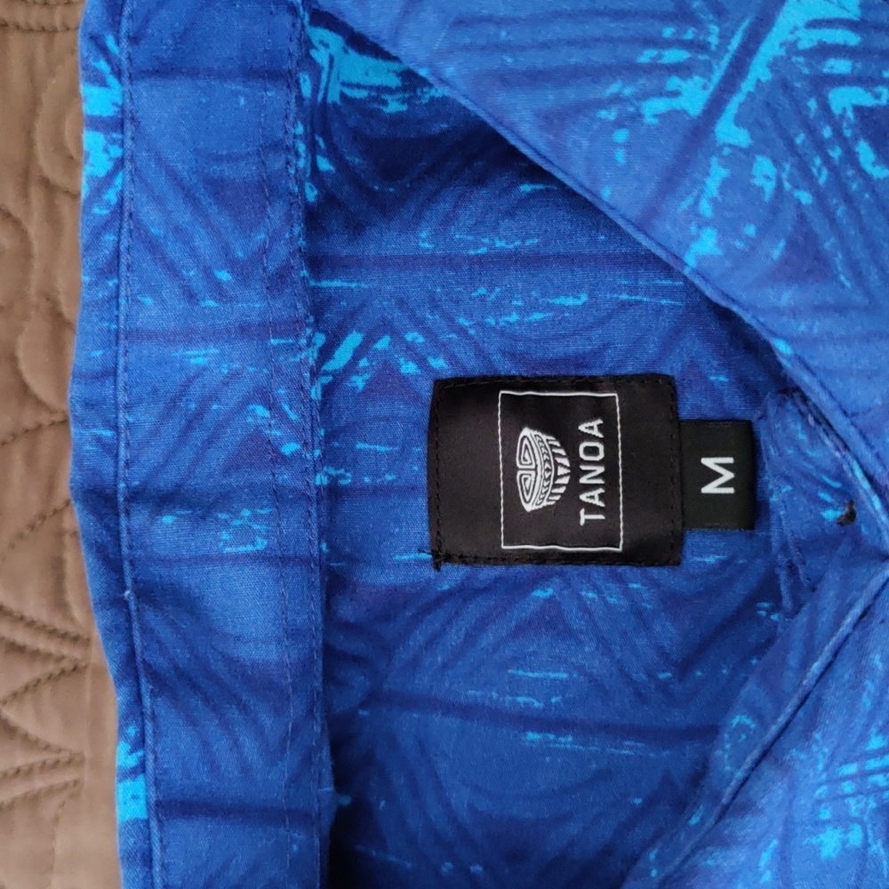 Tanoa Button-up - Picture 3 of 4